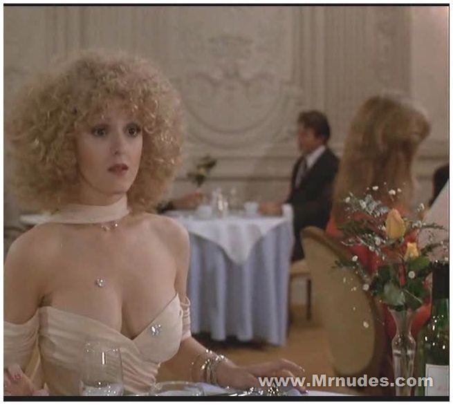 Has bernadette peters been nude