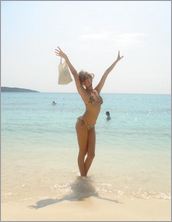 Jessica Michibata Nude Pictures