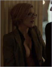 Kathleen Robertson Nude Pictures