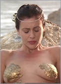 Alyssa Milano Nude Pictures