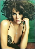 Elizabeth Hurley Nude Pictures