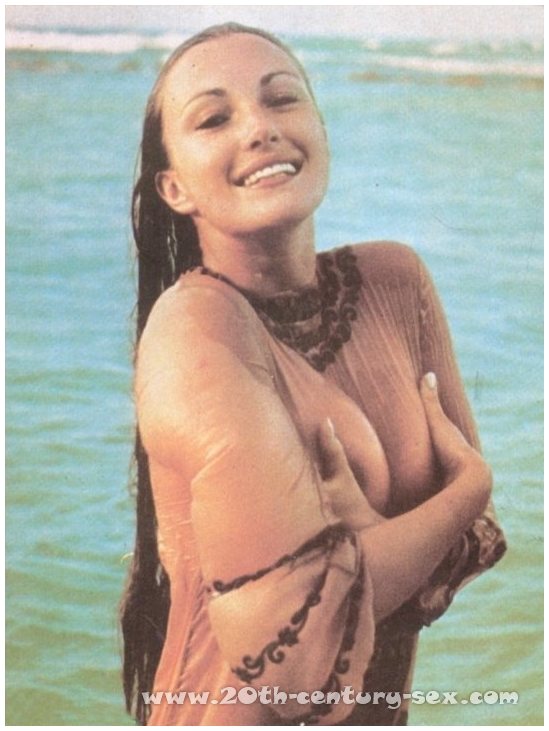 Jane Seymour Nude Pictures 18