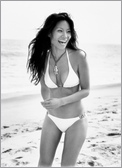 Lucy Liu Nude Pictures